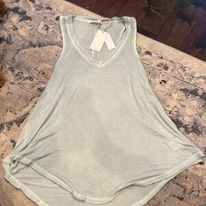 Mint Green V-Neck Sleeveless Tank Top